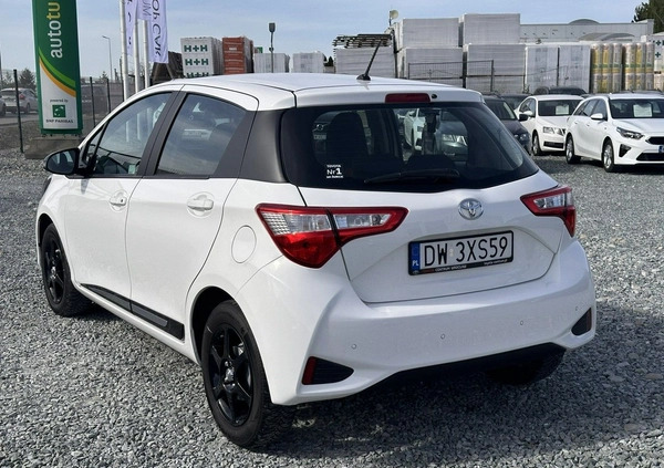 Toyota Yaris cena 52900 przebieg: 48000, rok produkcji 2020 z Wojkowice małe 232